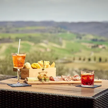 Piccolo La Valle Otel