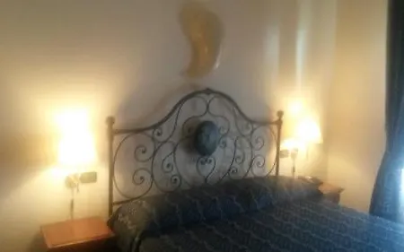 Piccolo La Valle 3*