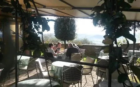 فندق Piccolo La Valle 3*