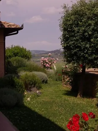 Piccolo La Valle فندق 3*